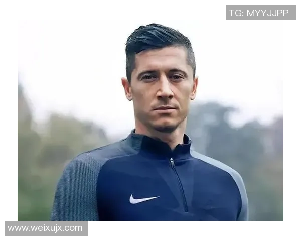 全球知名足球明星盘点他们的成就与影响力解析 全球知名足球明星盘点他们的成就与影响力解析