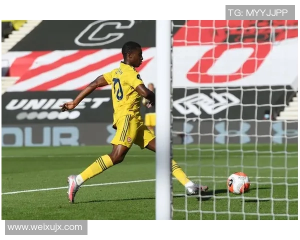 南京足球队在大师赛中的经验与表现分析与点评