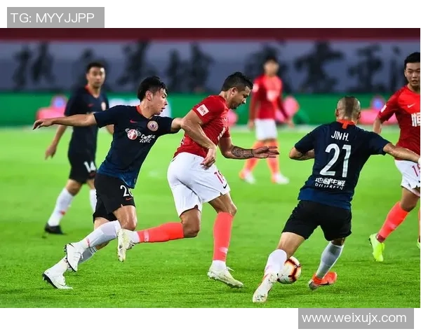 重庆足球队以67分领跑挑战赛积分榜展现强劲实力与团队合作精神 重庆足球队以67分领跑挑战赛积分榜展现强劲实力与团队合作精神