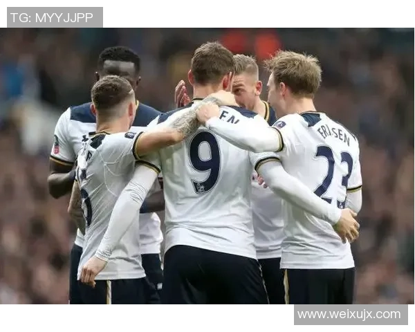 杭州足球队逆袭之路揭秘:从低谷到巅峰的奋斗与荣耀 杭州足球队逆袭之路揭秘:从低谷到巅峰的奋斗与荣耀